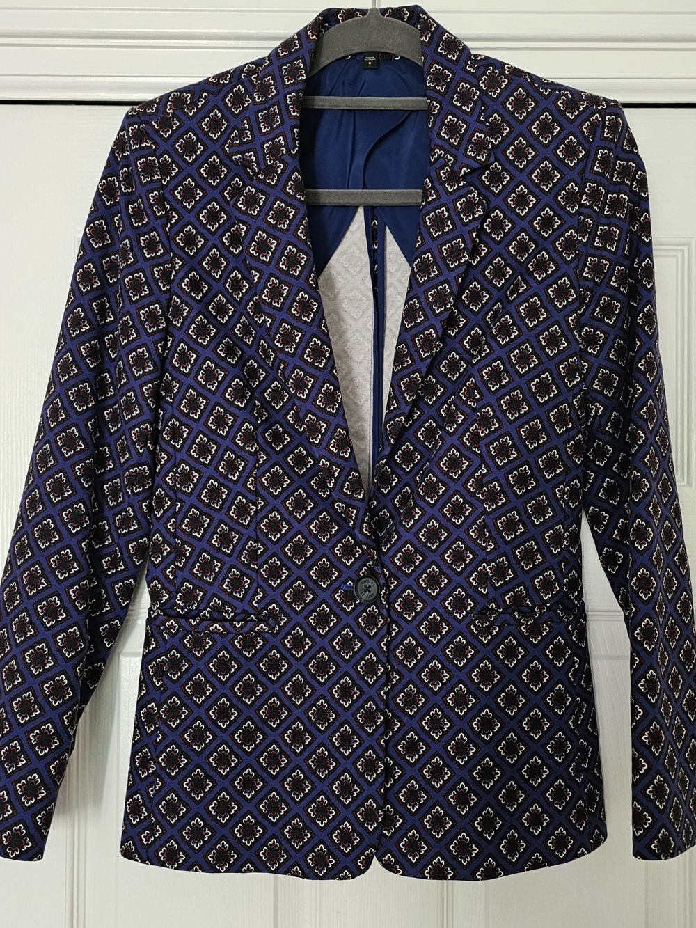 EXPRESS Geometric Pattern Single-Button Blazer - Picture 2 of 9